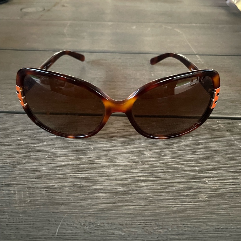 Tory Burch Shades/Sunglasses